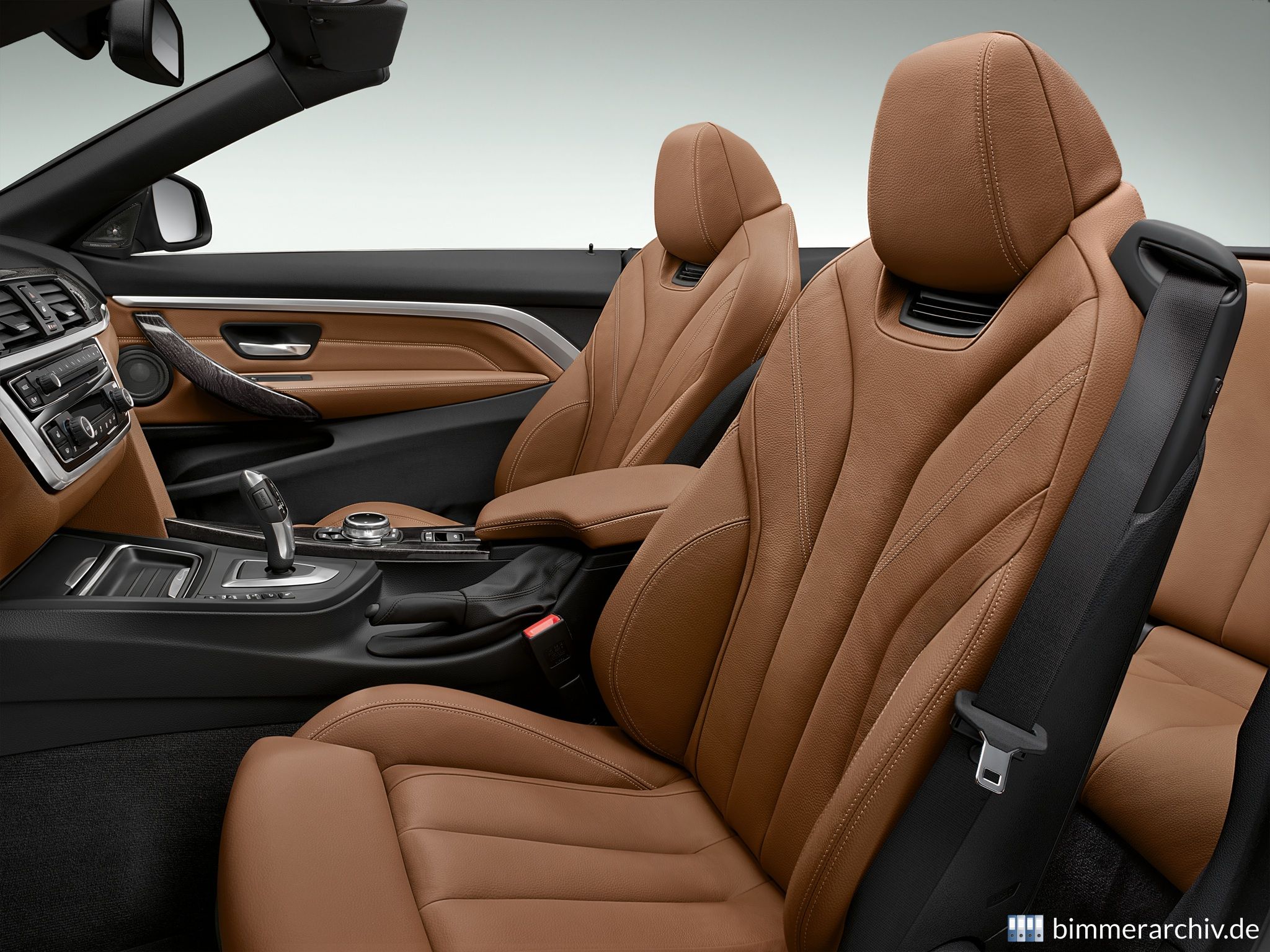 BMW 4 Series Convertible - Luxury Line