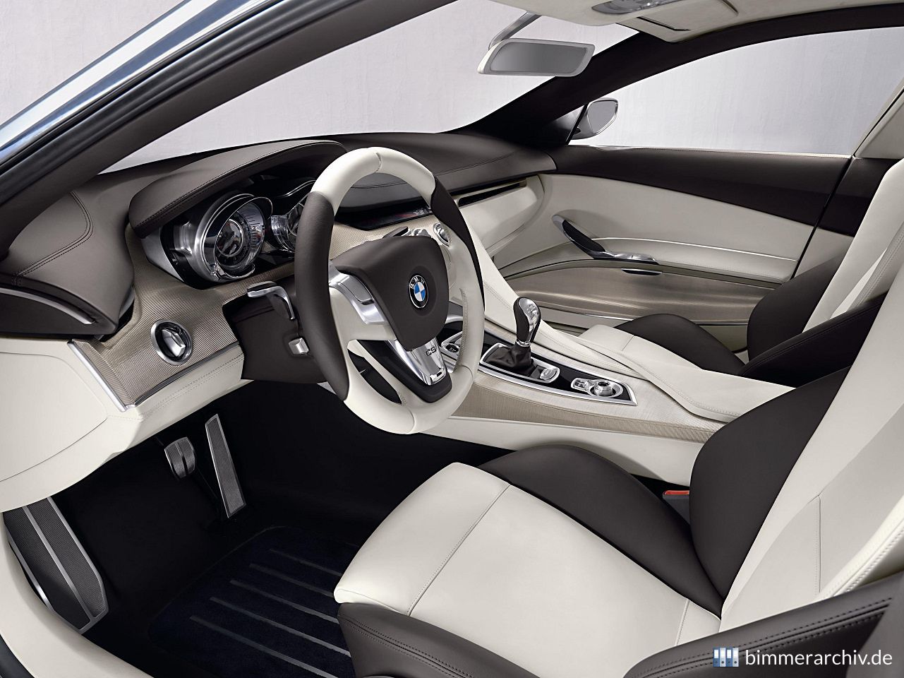 BMW Concept CS - Interieurdesign mit Layer-Designkonzept