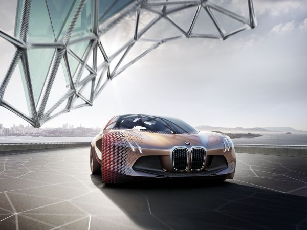 BMW VISION NEXT 100