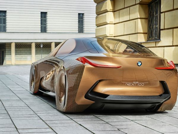 BMW VISION NEXT 100