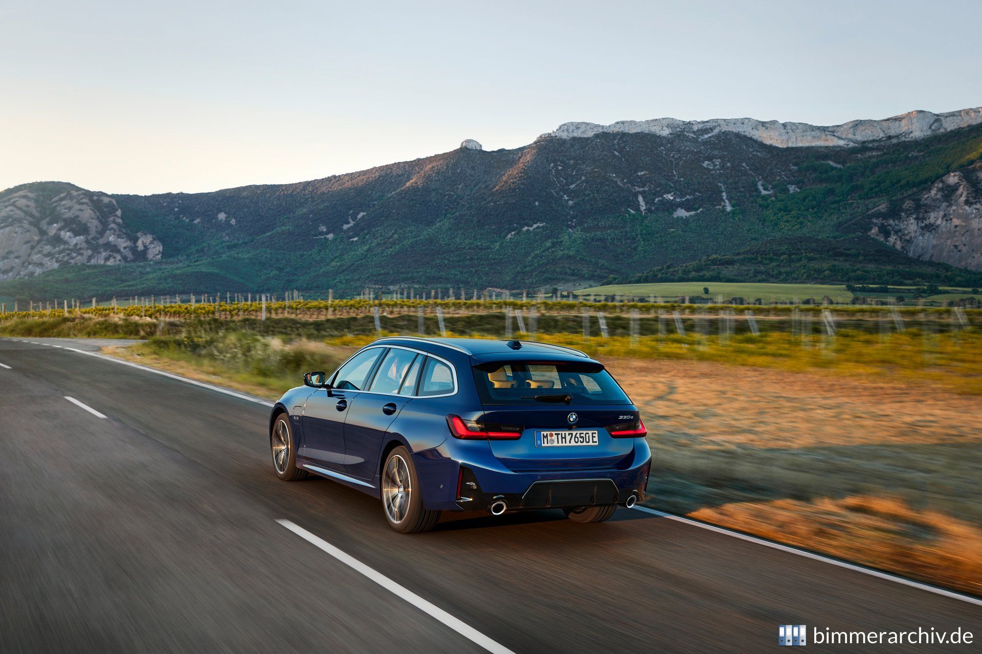 BMW 330e Touring