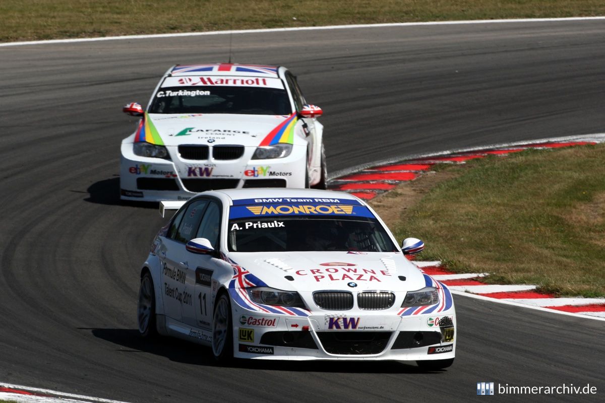 Andy Priaulx - BMW Team RBM und Colin Turkington - ebay Motors - BMW 320si