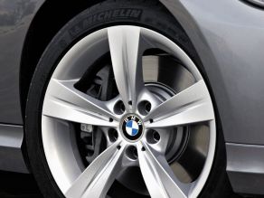 Der neue BMW 3er - 18-Zoll Rad