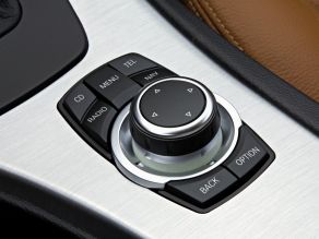 Der neue BMW 3er - Neuer iDrive-Controller