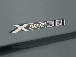 BMW X3 - Xdrive 30i Schriftzug