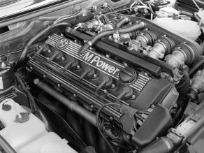 BMW M5 Engine