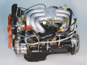 BMW 525e - Engine
