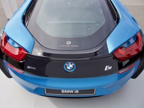 BMW i8 - Garage Italia Customs