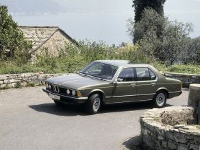 BMW 733i