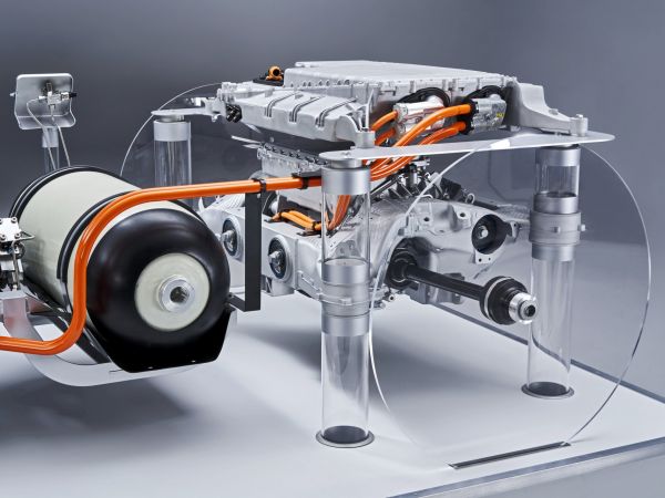 BMW i Hydrogen NEXT - e-machine