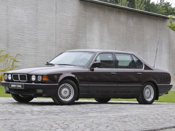 BMW 750iL High Security (1986-1994)